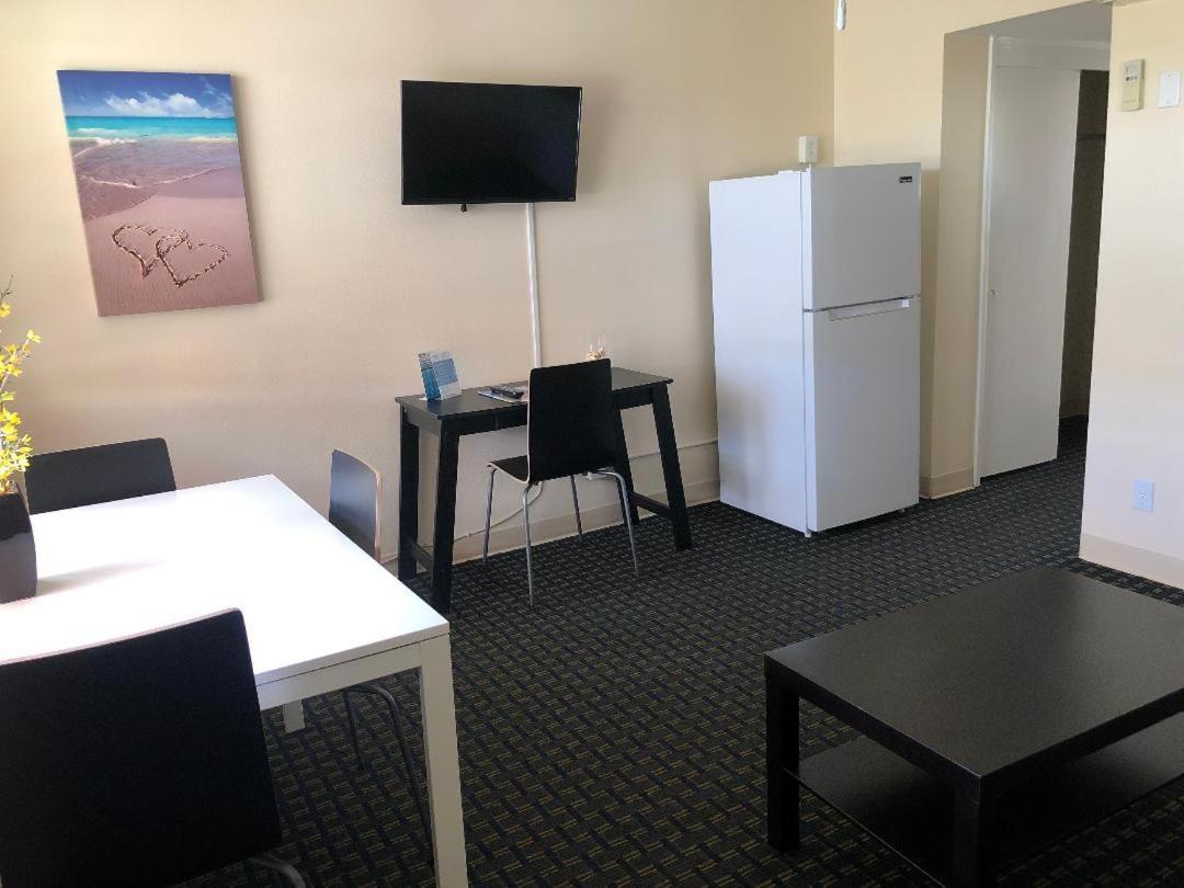 סיינט פיט ביץ' Beachside Resort Motel מראה חיצוני תמונה