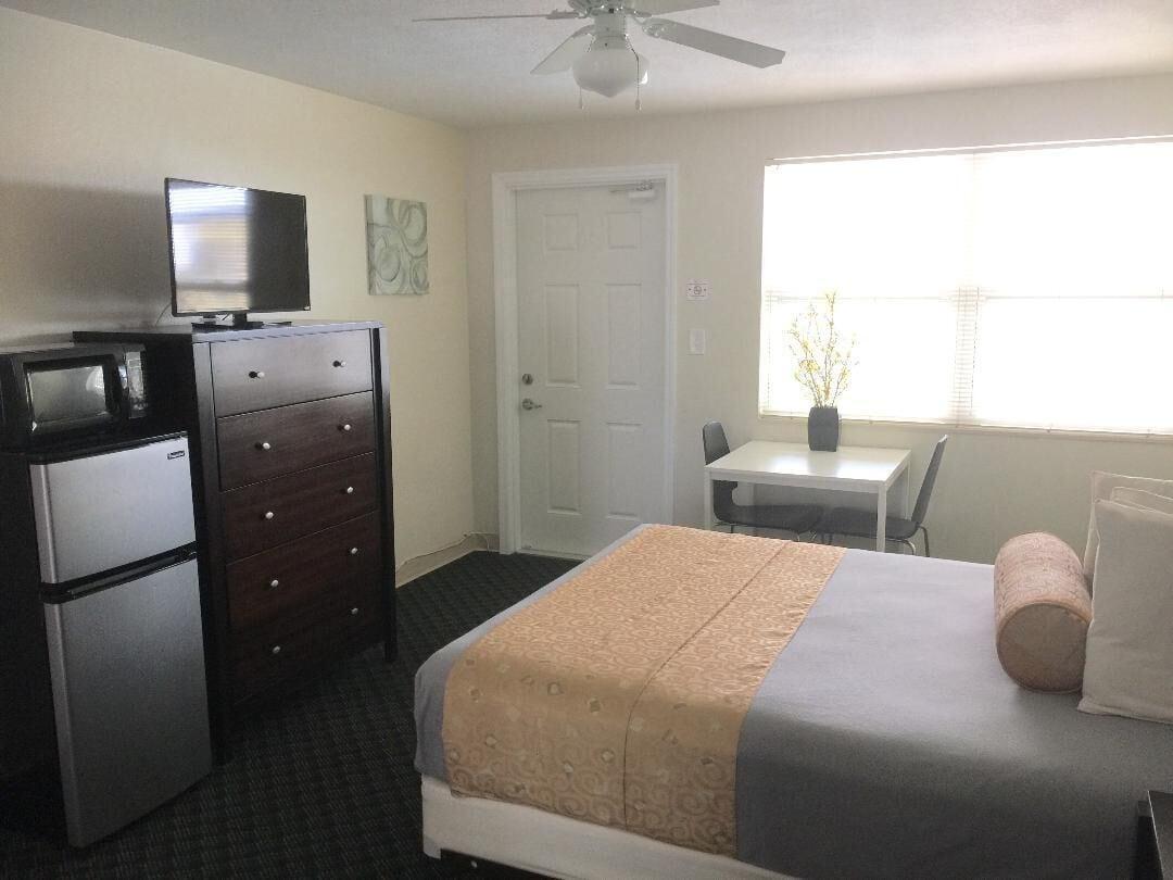 סיינט פיט ביץ' Beachside Resort Motel מראה חיצוני תמונה