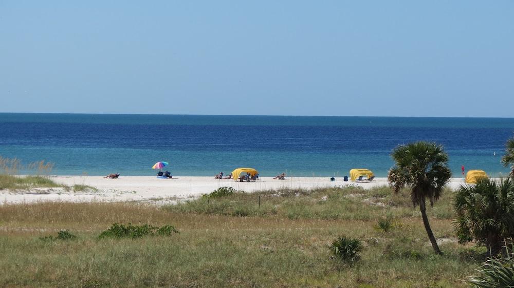 סיינט פיט ביץ' Beachside Resort Motel מראה חיצוני תמונה