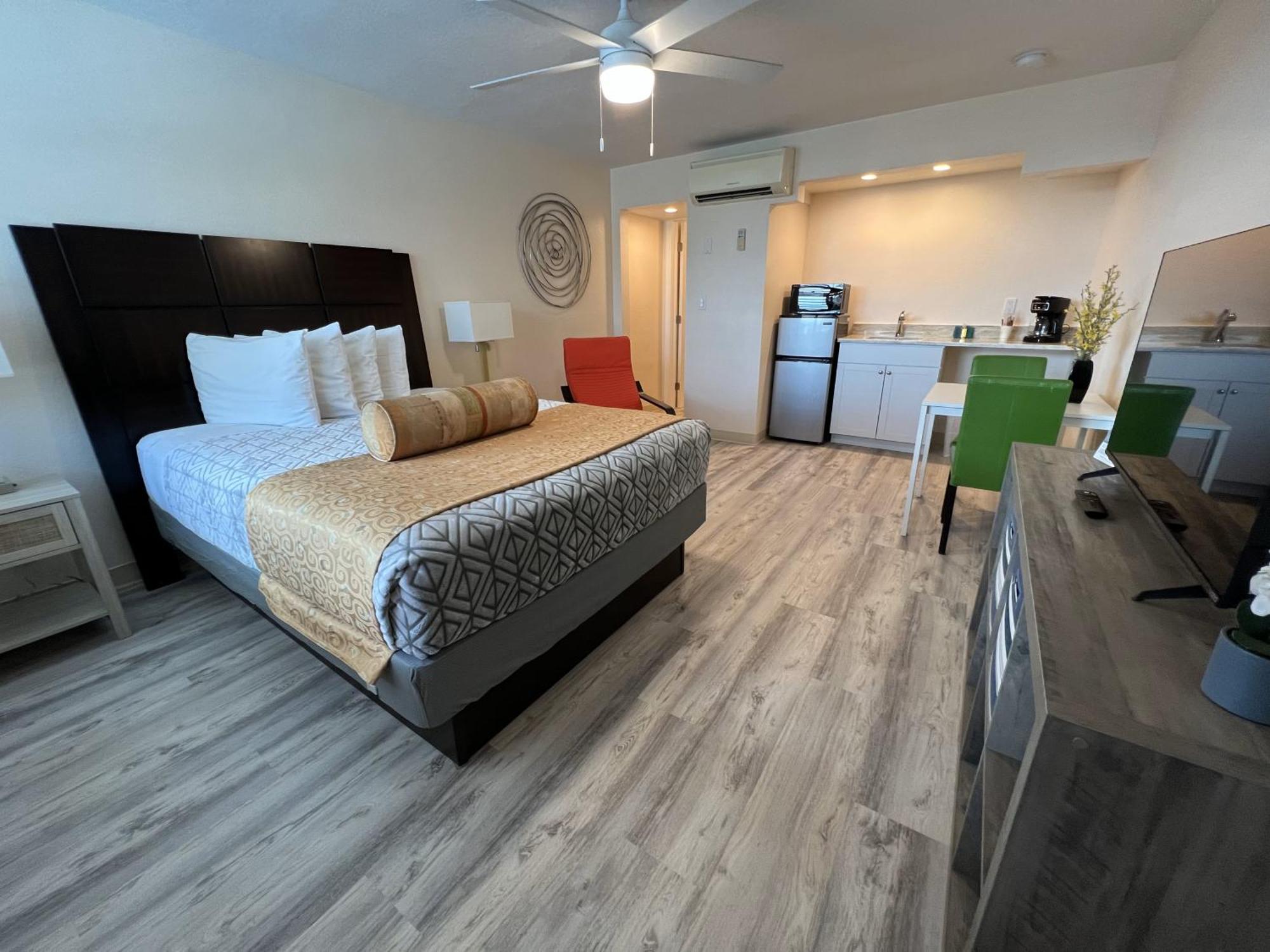 סיינט פיט ביץ' Beachside Resort Motel מראה חיצוני תמונה